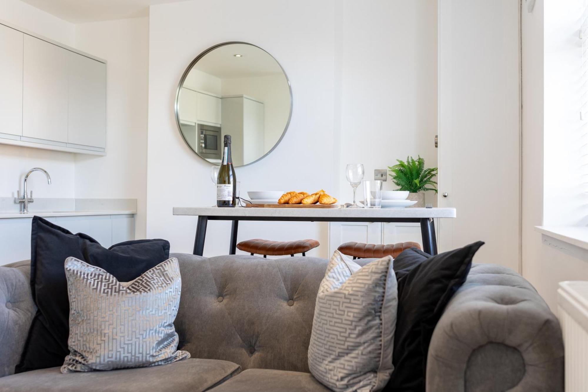 Boutique City Centre Apartments Cardiff Eksteriør billede